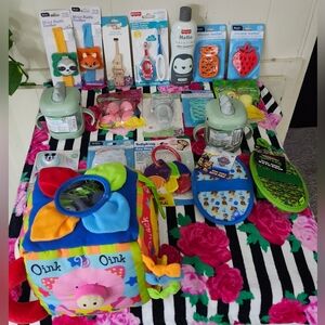 Vibrant Plush Activity Cube with Pig Design